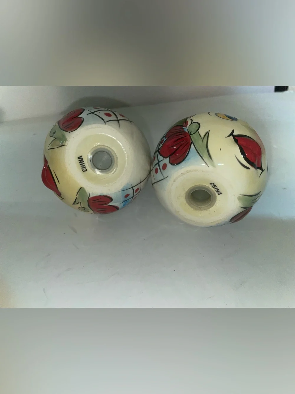 Tabletops Unlimited España Lifestyle Toluca Fish Salt and Pepper Shakers